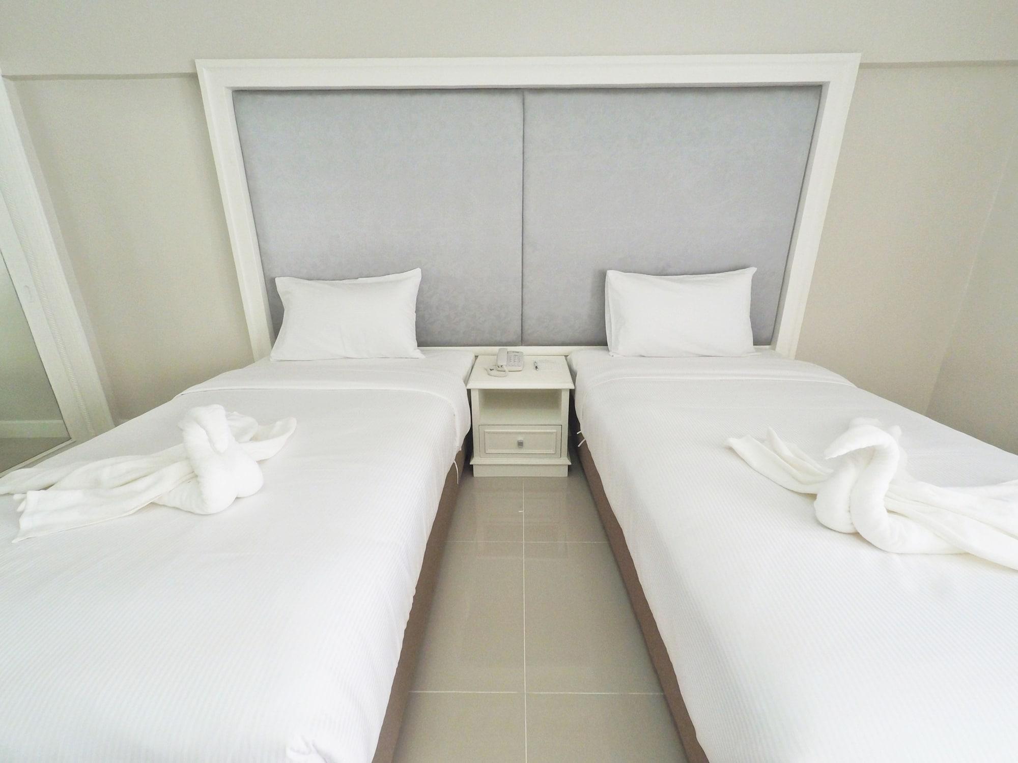 Romance Hotel Sukhumvit 97 Бангкок Экстерьер фото