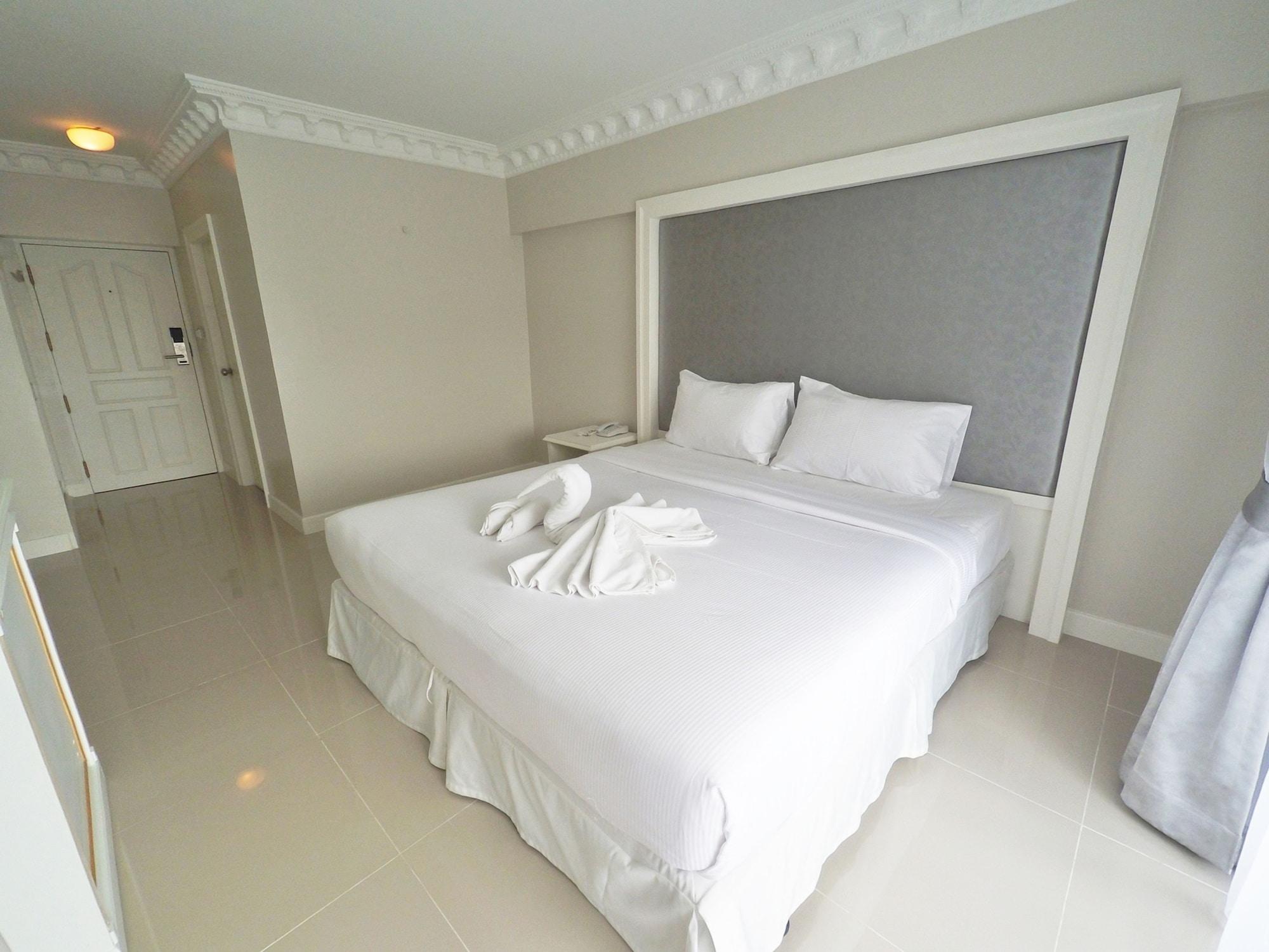 Romance Hotel Sukhumvit 97 Бангкок Экстерьер фото