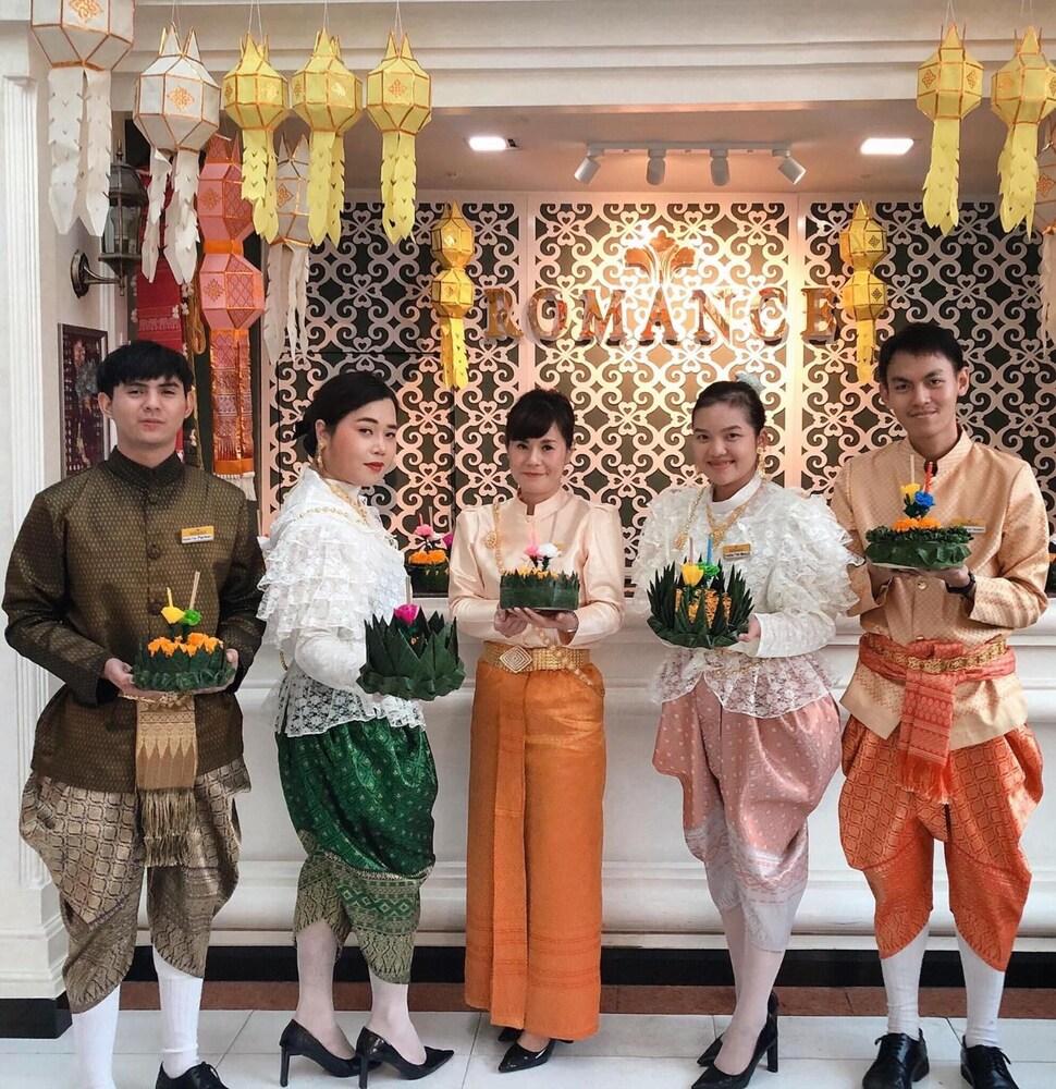 Romance Hotel Sukhumvit 97 Бангкок Экстерьер фото