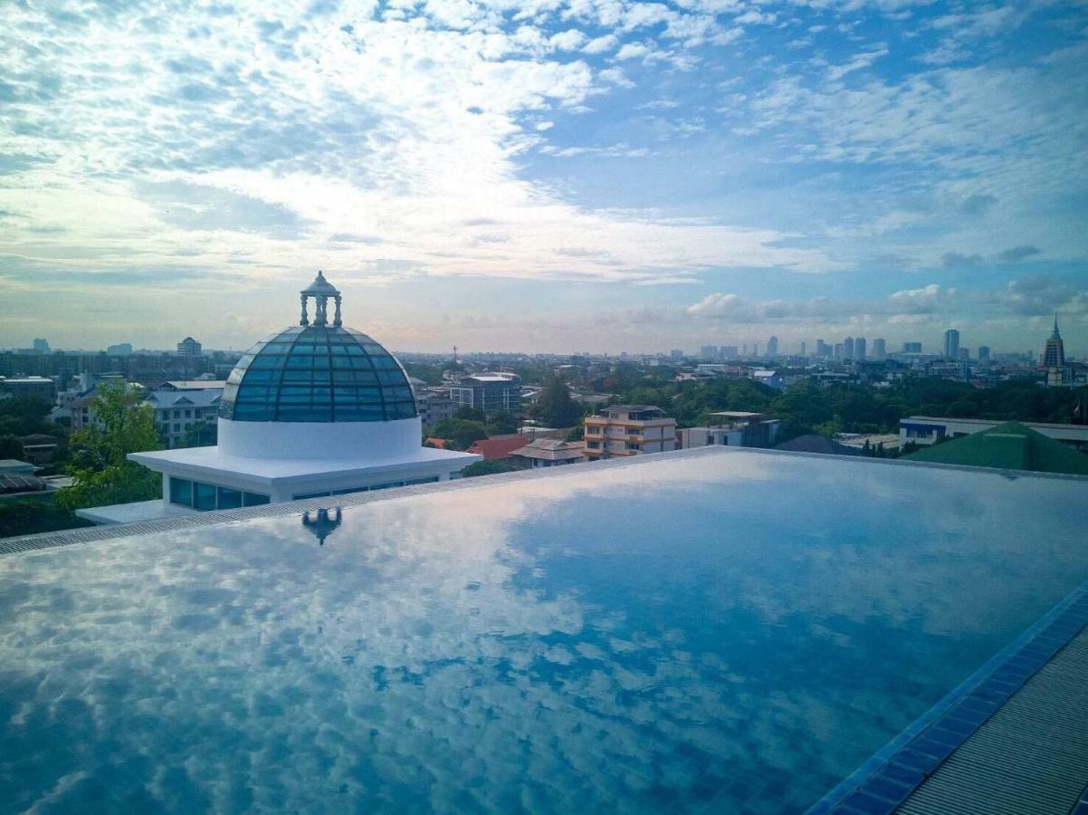 Romance Hotel Sukhumvit 97 Бангкок Экстерьер фото